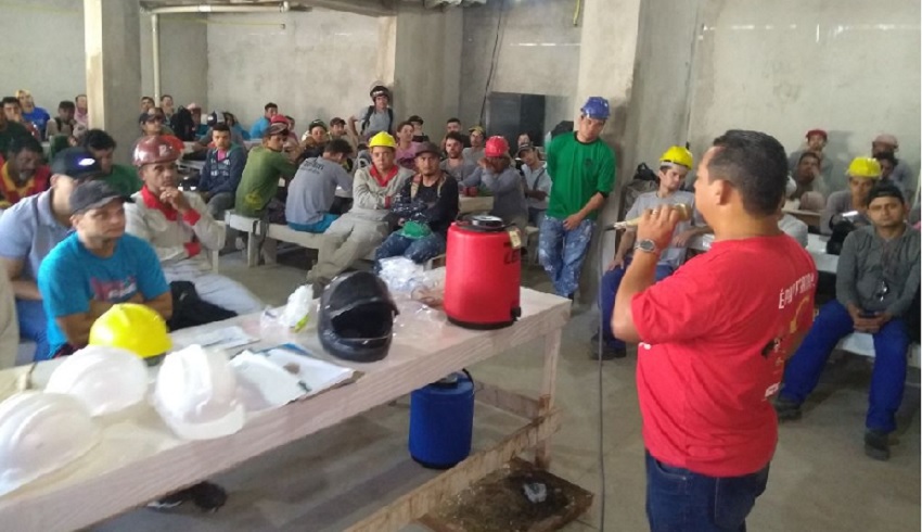 SINTRACOM VISITA CANTEIRO DE OBRA NO CENTRO DE CAMPO GRANDE