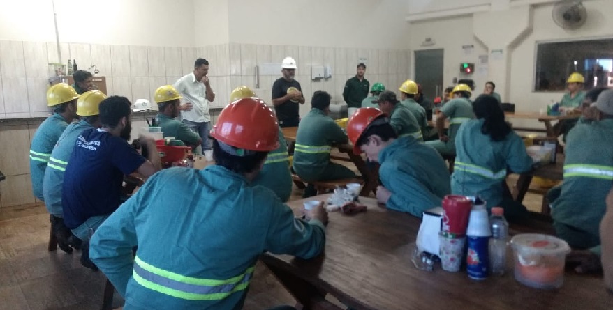 FETRICOM VISITA SERRARIA EM SANTA RITA DO PARDO PARA FECHAR ACORDO COLETIVO