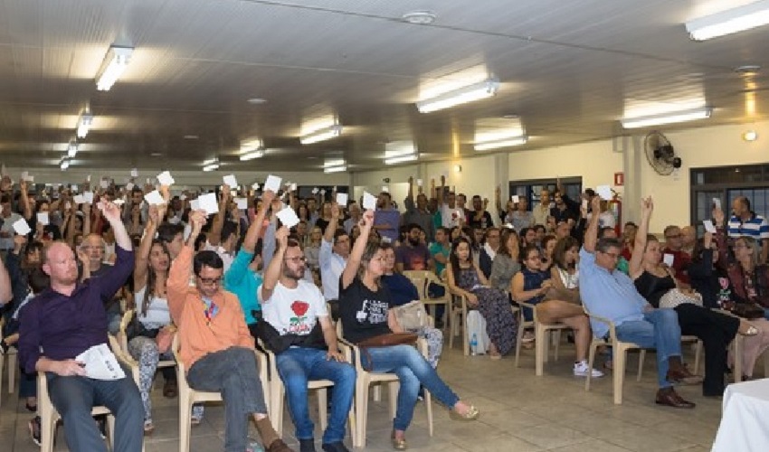 GREVE ACABA E BANCOS REABREM HOJE