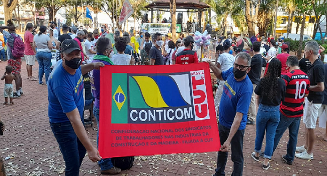 SINTRACOM REFORÇA O GRITO DOS EXCLUÍDOS