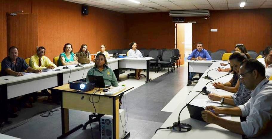 Presidente do SintracomCG faz apresentação das atividades sindicais no Conselho Municipal de Saúde